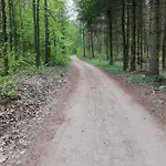 Zacisze Przy Lesie *