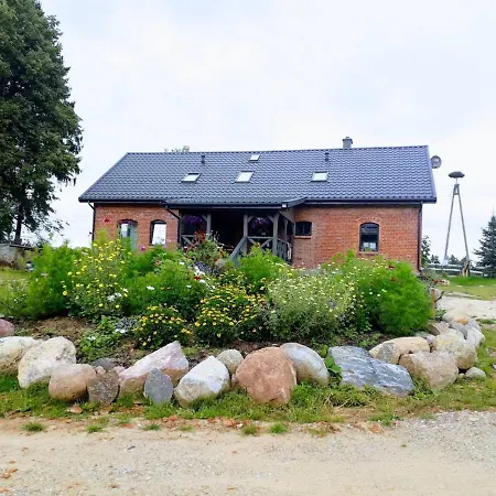 Zacisze Przy Lesie Farm stay *
