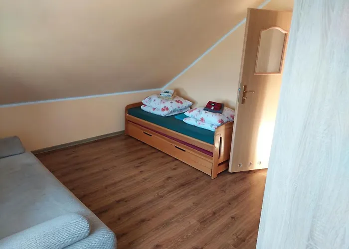 Zacisze Przy Lesie Farm stay *